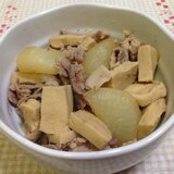 大根と豚こまと高野豆腐の煮物♪